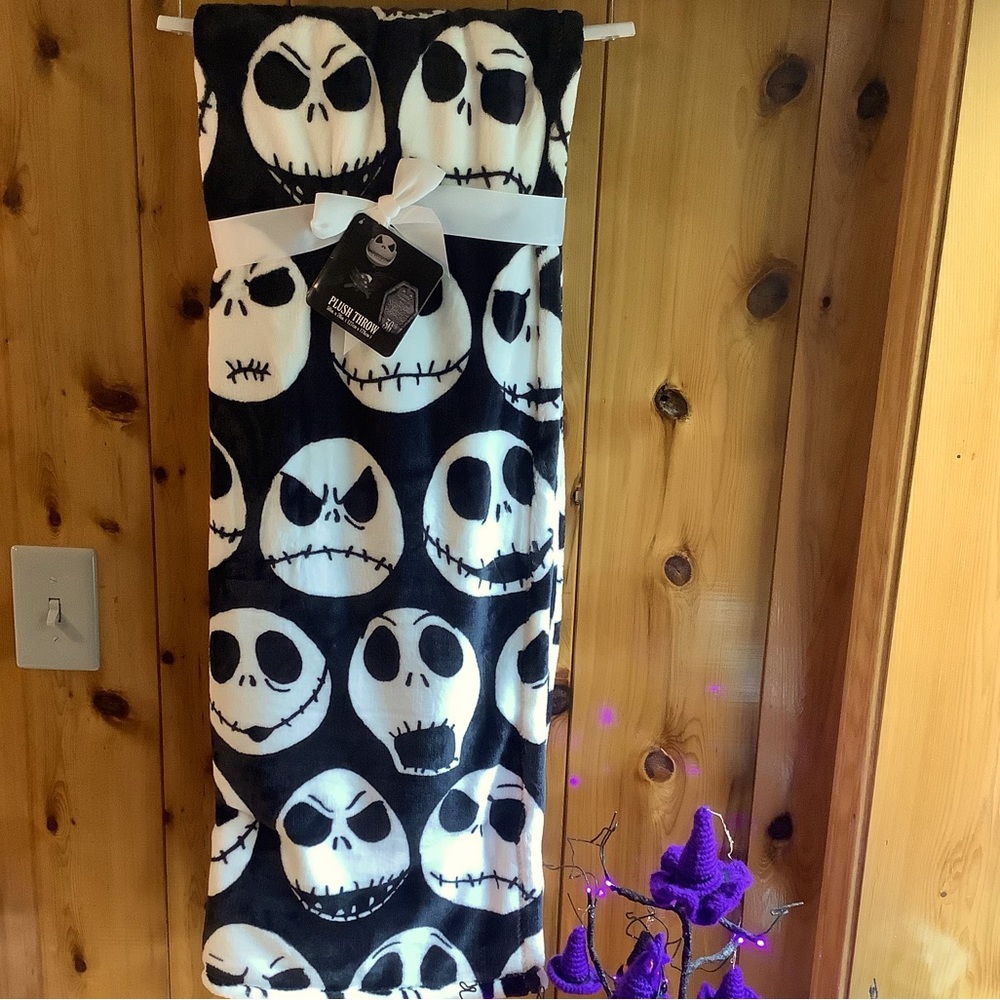 NIGHTMARE BEFORE CHRISTMAS Jack Skellington Faces Throw
